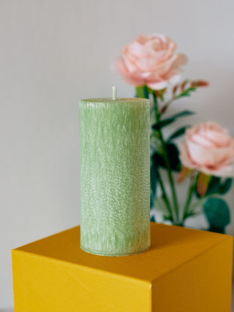 Žalia palmių vaško žvakė 